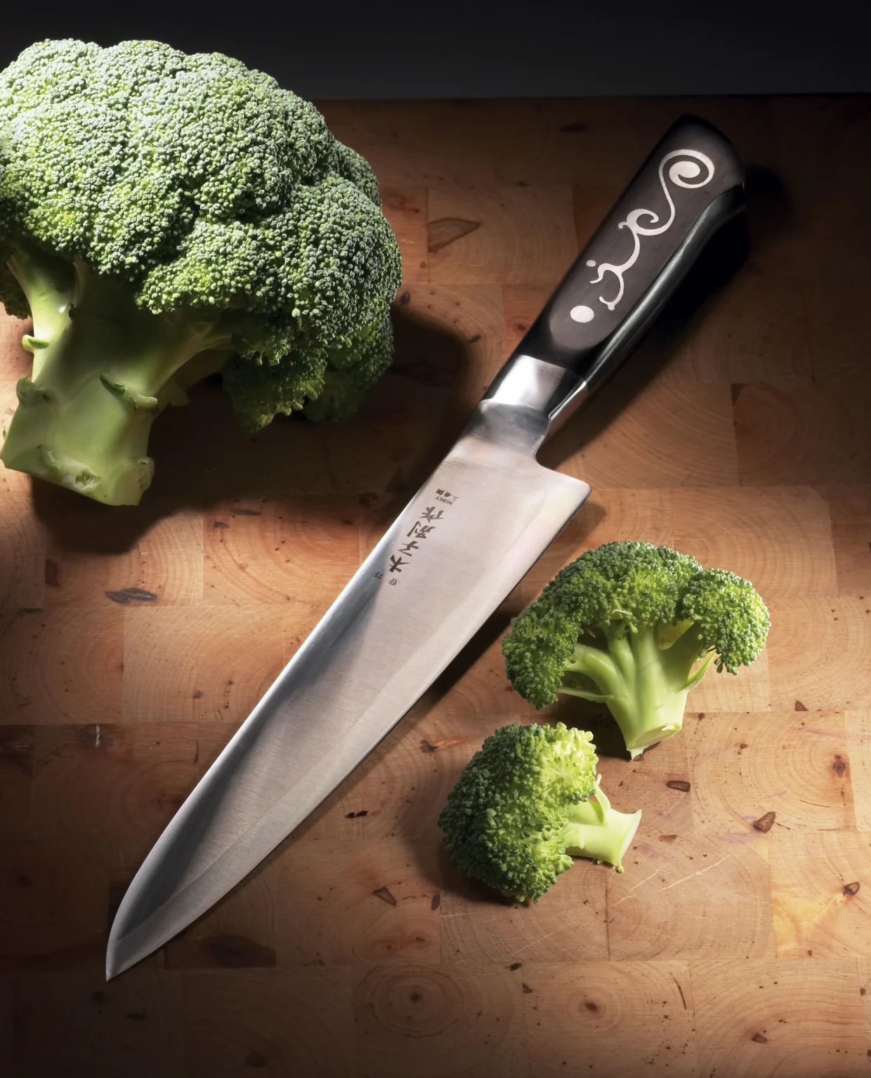 Knife Wizard studio product photography
