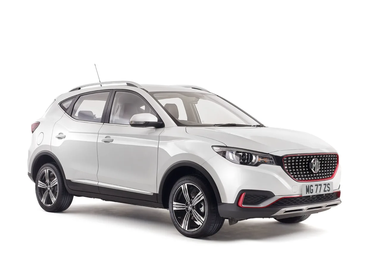 MG ZS SUV studio car photography