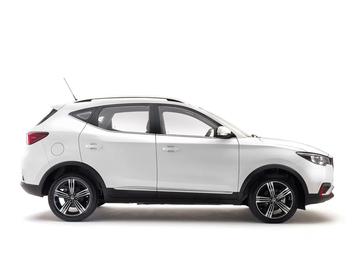 MG ZS SUV studio car photography