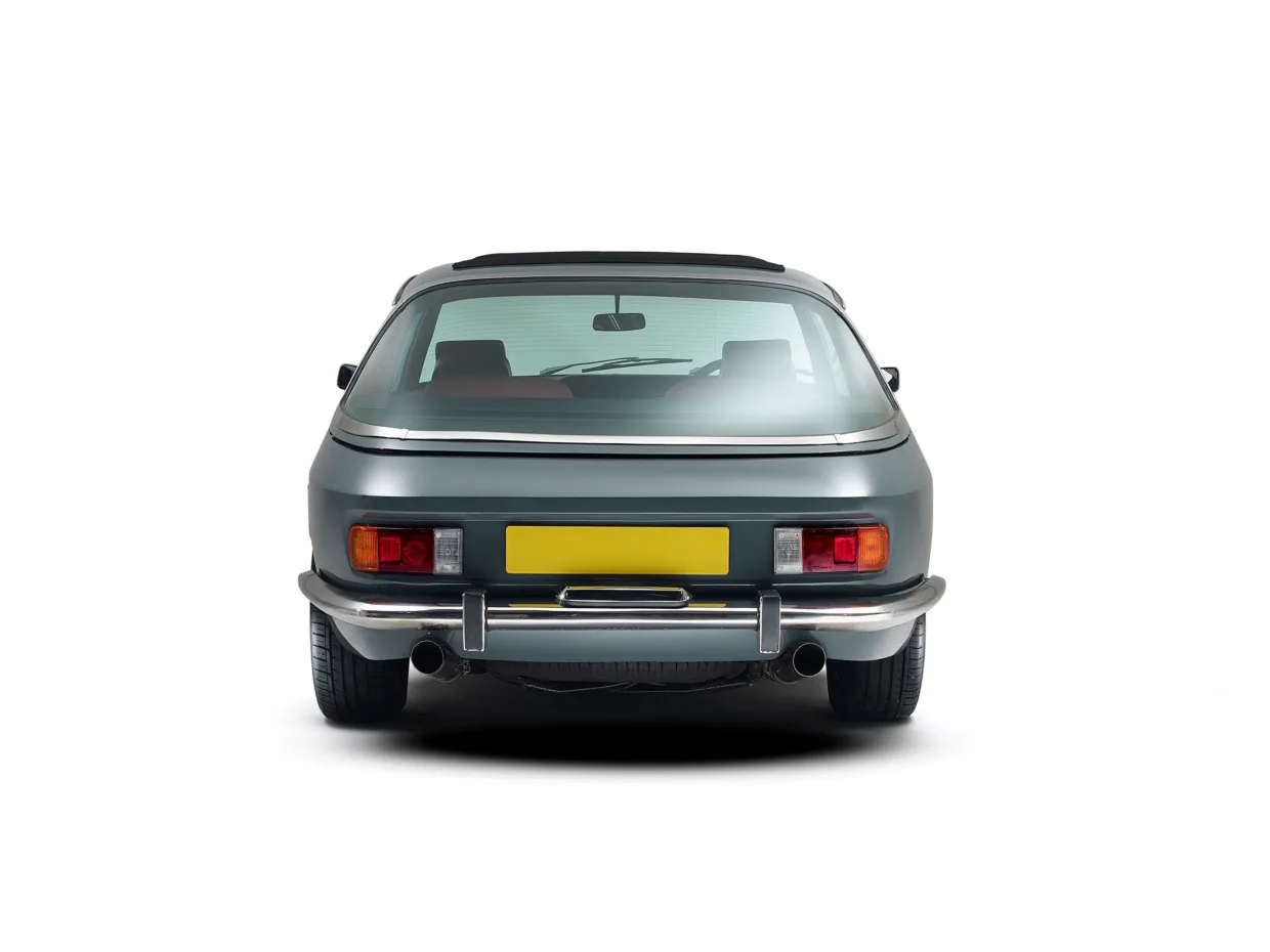 Cropredy Bridge Cars Studio Photoshoot Rear 174726